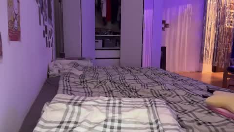 LISA                                            online show from December 16, 2024, 10:56 pm