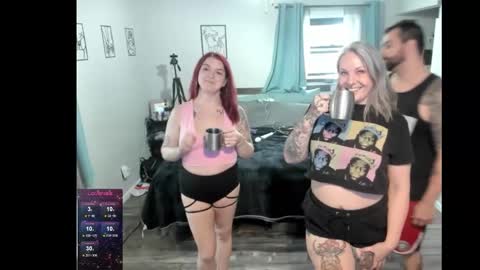 Snapshot of thesexperts420 chatting on December 1, 2025, 3:39 pm TheSexperts420 online show from December 1, 2025, 3:39 pm