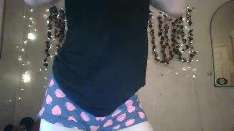 sillymillie0 online show from July 9, 2026, 9:41 pm