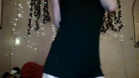 sillymillie0 online show from August 3, 2026, 5:50 am