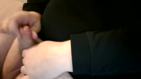 Snapshot of thetrouble chatting on January 15, 2025, 8:58 pm thetrouble online show from January 15, 2025, 8:58 pm