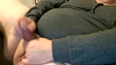 Snapshot of thetrouble chatting on February 6, 2026, 8:12 pm thetrouble online show from February 6, 2026, 8:12 pm