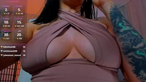 Liz online show from January 3, 2025, 7:50 pm