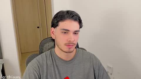 thiaan__ online show from October 28, 2025, 11:18 pm