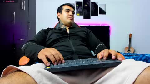 Thiago online show from July 25, 2026, 4:10 am