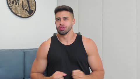 thiago_driussi online show from January 7, 2025, 11:24 pm