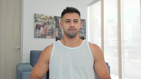 thiago_driussi online show from January 13, 2025, 4:51 pm