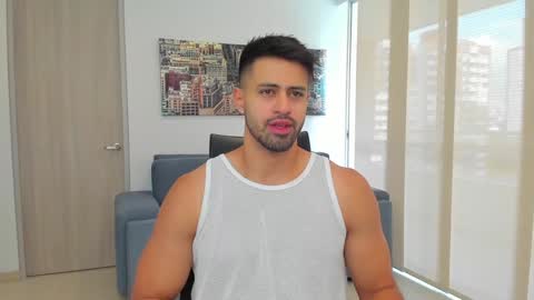 thiago_driussi online show from January 19, 2025, 1:44 pm