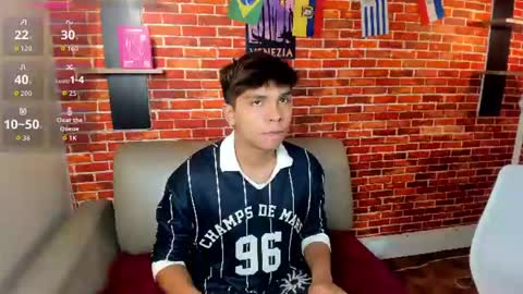 Snapshot of thiago_kozak chatting on June 22, 2026, 12:46 pm thiago online show from June 22, 2026, 12:46 pm