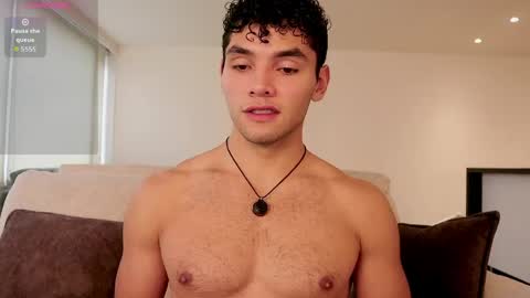 Snapshot of thiago_l chatting on May 7, 2026, 4:34 pm Just Thiago online show from May 7, 2026, 4:34 pm