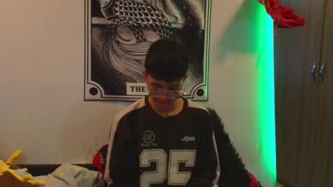 Snapshot of thiago_n_sam chatting on November 30, 2025, 1:53 am thiago_n_sam online show from November 30, 2025, 1:53 am