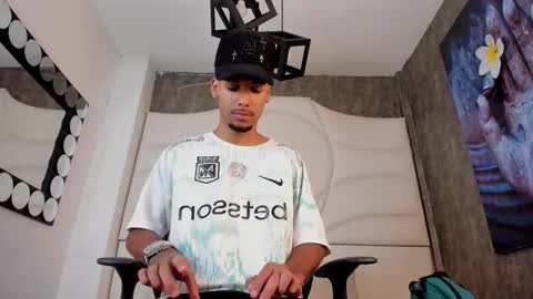 ThiagoFerreti online show from October 4, 2025, 3:59 am