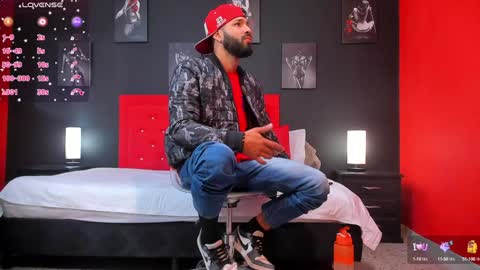 Thia Gomez online show from January 8, 2025, 12:15 pm