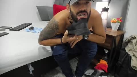 Thia Gomez online show from March 6, 2026, 7:21 pm