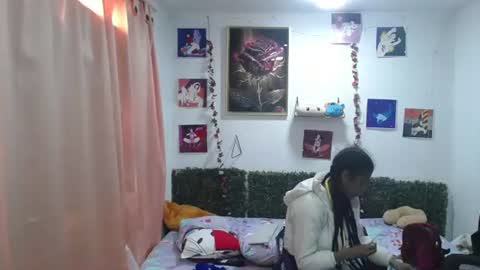Snapshot of thiana_horny chatting on June 18, 2026, 2:21 pm thiana_horny online show from June 18, 2026, 2:21 pm