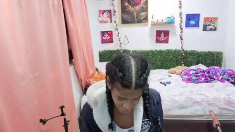 Snapshot of thiana_horny chatting on June 25, 2026, 12:42 pm thiana_horny online show from June 25, 2026, 12:42 pm