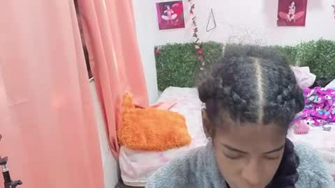 Snapshot of thiana_horny chatting on July 1, 2026, 3:23 pm thiana_horny online show from July 1, 2026, 3:23 pm