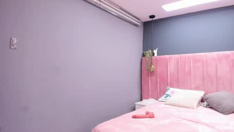 Snapshot of thiara_gh chatting on May 24, 2026, 1:32 am thiara_gh online show from May 24, 2026, 1:32 am