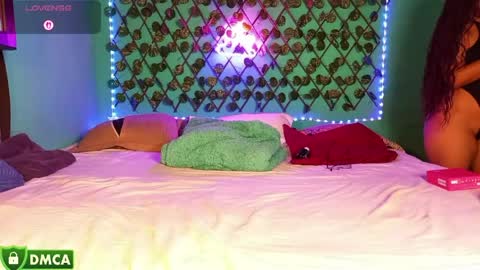 Snapshot of thicc_queen_the_rascal chatting on June 4, 2026, 3:12 am Thicc Queen The Rascal online show from June 4, 2026, 3:12 am
