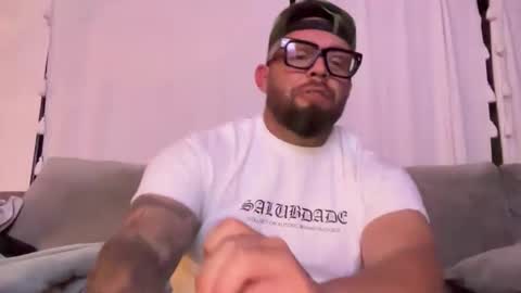 Snapshot of thiccbull12 chatting on June 4, 2026, 9:48 am thiccbull12 online show from June 4, 2026, 9:48 am