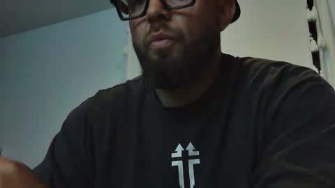 Snapshot of thiccbull12 chatting on June 11, 2026, 3:48 am thiccbull12 online show from June 11, 2026, 3:48 am