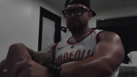 thiccbull12 online show from June 20, 2026, 7:44 am