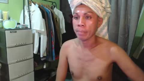 gil online show from October 8, 2025, 2:09 am