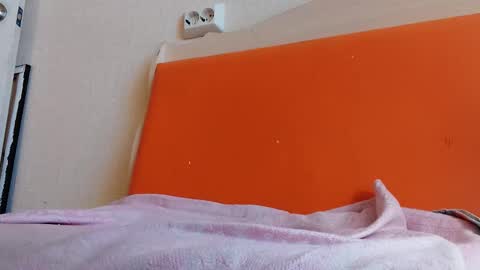 MilkyChoco online show from February 26, 2025, 5:31 am