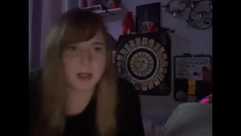 Ariel online show from February 3, 2025, 1:09 am