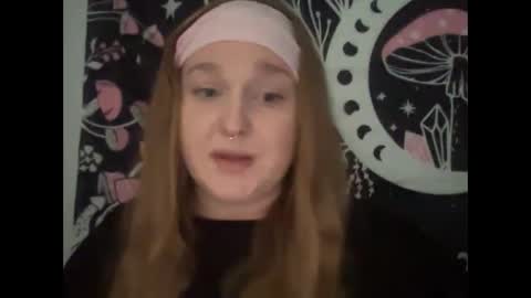 Ariel online show from February 7, 2025, 9:37 pm