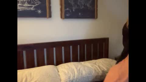 Ariel online show from March 6, 2025, 5:14 am