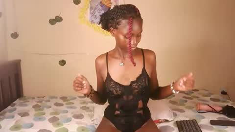 Snapshot of thickiie chatting on April 4, 2026, 3:20 pm thickiie online show from April 4, 2026, 3:20 pm