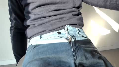 Thickru online show from February 5, 2025, 9:25 am