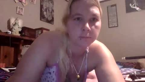Thickthighs92 online show from October 4, 2025, 11:58 pm