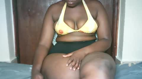 thickybabe_05 online show from January 27, 2025, 8:40 am