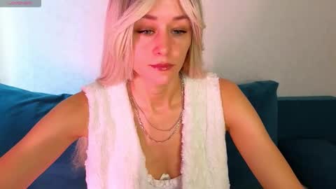 thief_of_hearts_ online show from September 19, 2025, 9:22 am