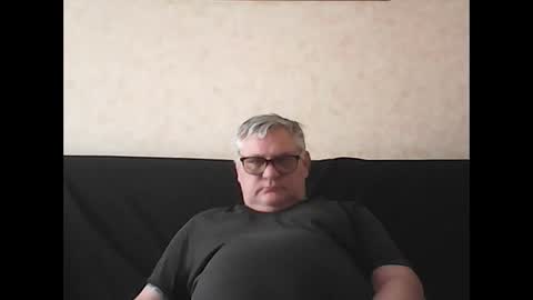 Thierrysymp online show from January 1, 2025, 10:32 am