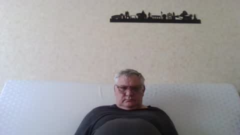 Snapshot of thierrysymp chatting on August 9, 2026, 5:07 pm Thierrysymp online show from August 9, 2026, 5:07 pm