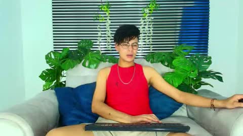 Thiago Saenzz online show from March 1, 2026, 4:25 am