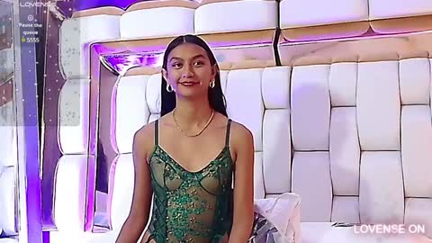 Eva  online show from January 24, 2025, 8:13 am