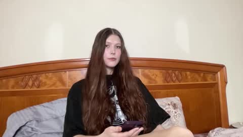 alex online show from November 16, 2025, 1:39 pm