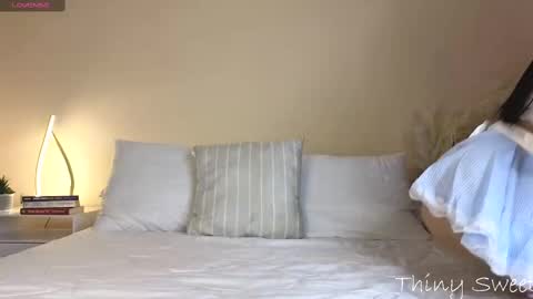 TIFFANY  online show from September 26, 2025, 11:03 am