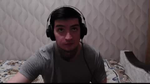 Andy online show from December 14, 2025, 8:35 pm