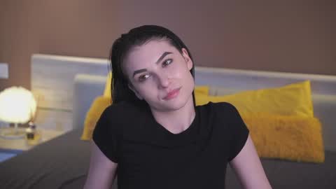 Lilly online show from April 19, 2026, 2:49 pm