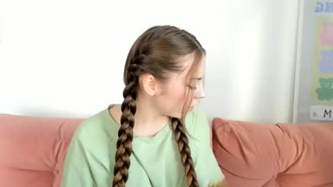 Snapshot of thisisamelia chatting on July 26, 2026, 3:52 pm Amelia shows on mondays fridays and sundays if anything changes im giving updates on my fansly online show from July 26, 2026, 3:52 pm