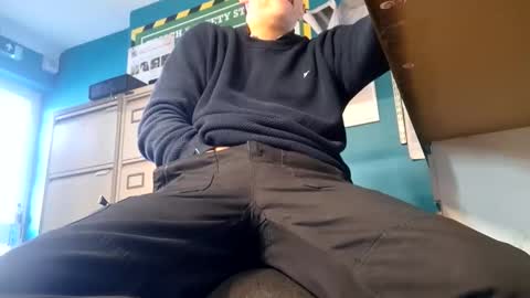 thobbincock online show from March 19, 2026, 3:27 pm