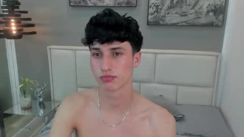 Thom online show from April 19, 2026, 4:17 pm