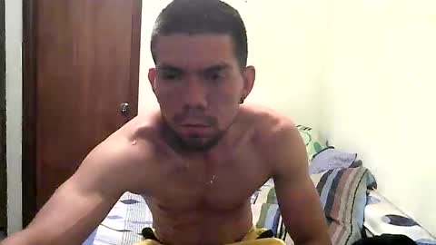 Snapshot of thomas2wood chatting on April 28, 2026, 3:11 am Thomas2Wood online show from April 28, 2026, 3:11 am