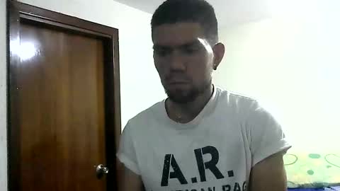 Snapshot of thomas2wood chatting on May 13, 2026, 12:41 am Thomas2Wood online show from May 13, 2026, 12:41 am