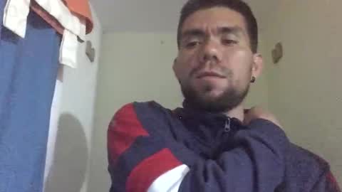 Snapshot of thomas2wood chatting on May 17, 2026, 11:56 pm Thomas2Wood online show from May 17, 2026, 11:56 pm